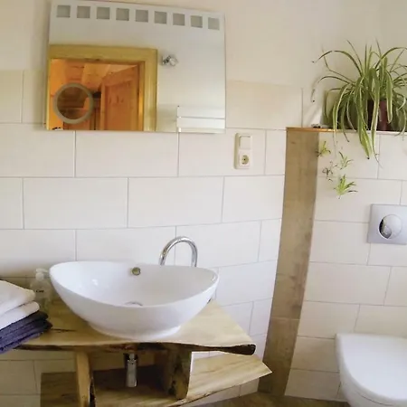 Apartment One-bedroom In Zeulenroda-triebes Weckersdorf