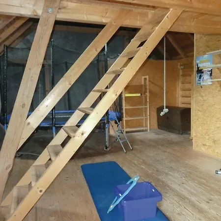 Apartment One-bedroom In Zeulenroda-triebes Weckersdorf