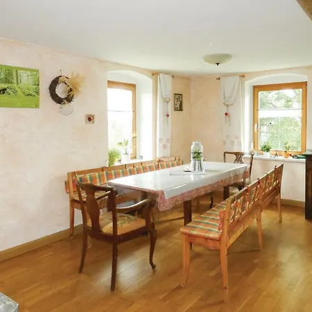 Apartment One-bedroom In Zeulenroda-triebes